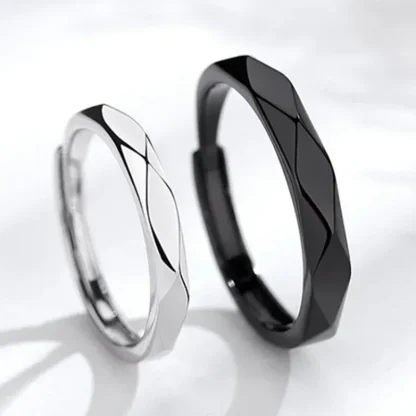 Adjustable Simple Ring with Geometric Design