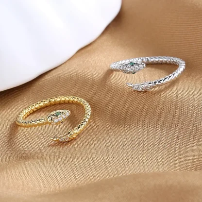 Elegant Luxury Ring with Snake Decor - Image 3