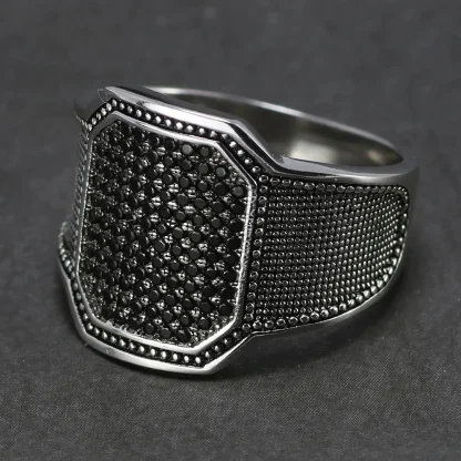 Retro Luxury Men's Signet Ring - Image 2