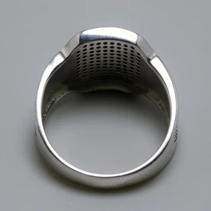 Retro Luxury Men's Signet Ring - Image 4