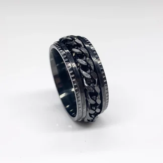 Rotatable Ring with Chain Design