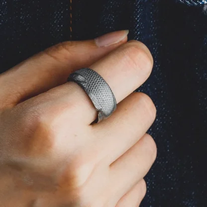 Creative Fish Ring with Adjustable Design - Image 3