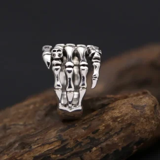 Creative Ring with Adjustable Skeleton Hand